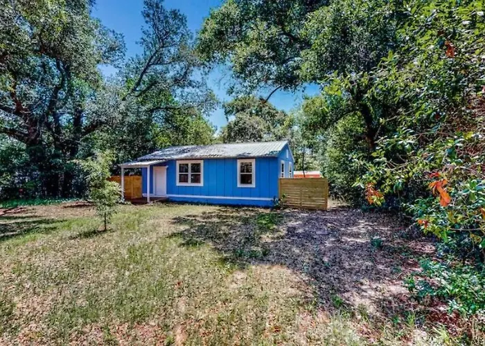 Private, Quiet-close To Dwntn Pensacola, Stadium, Beaches