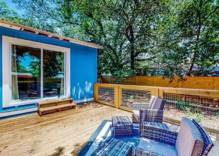 Private, Quiet-close To Dwntn Pensacola, Stadium, Beaches
